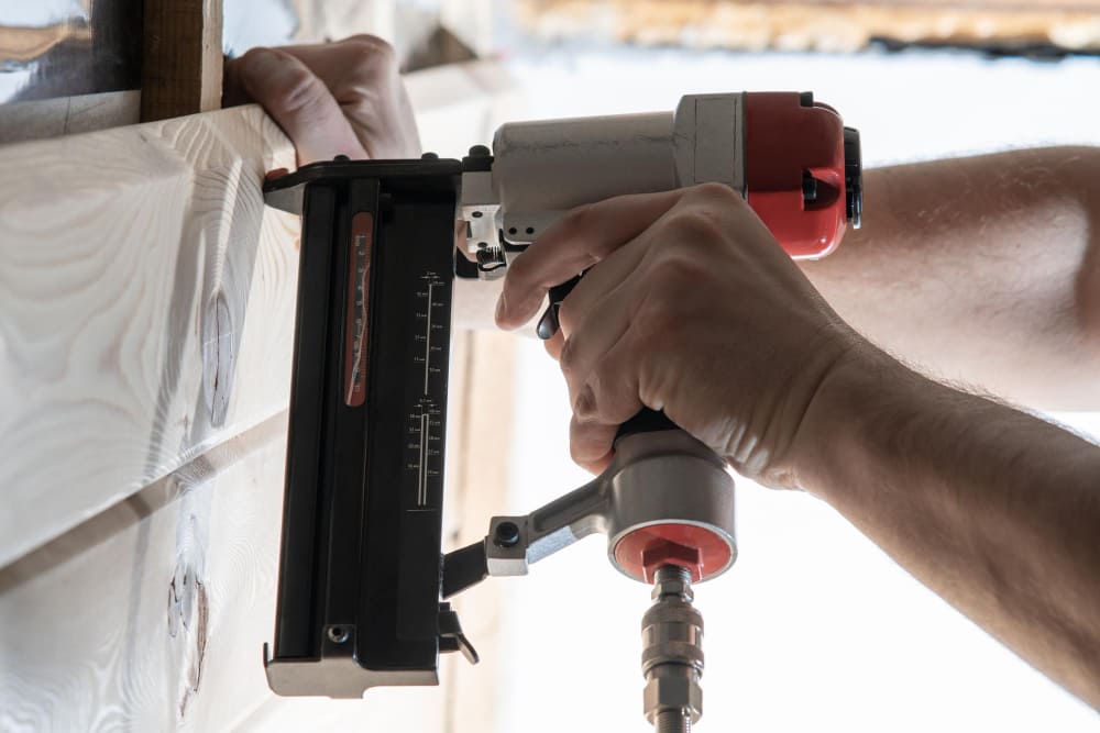 cara-memilih-coil-nailer-pabrik-pallet